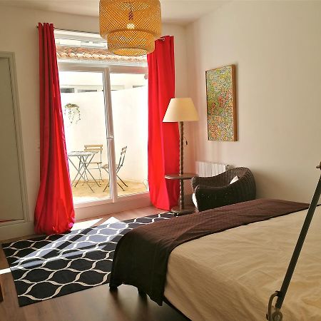 Appartement La Loge du Theatre - Saintes Extérieur photo