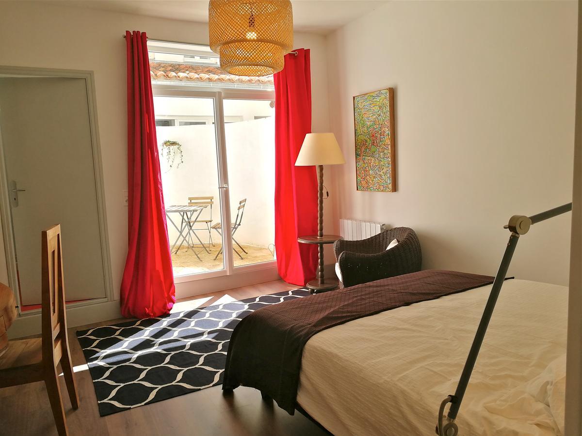 Appartement La Loge du Theatre - Saintes Extérieur photo
