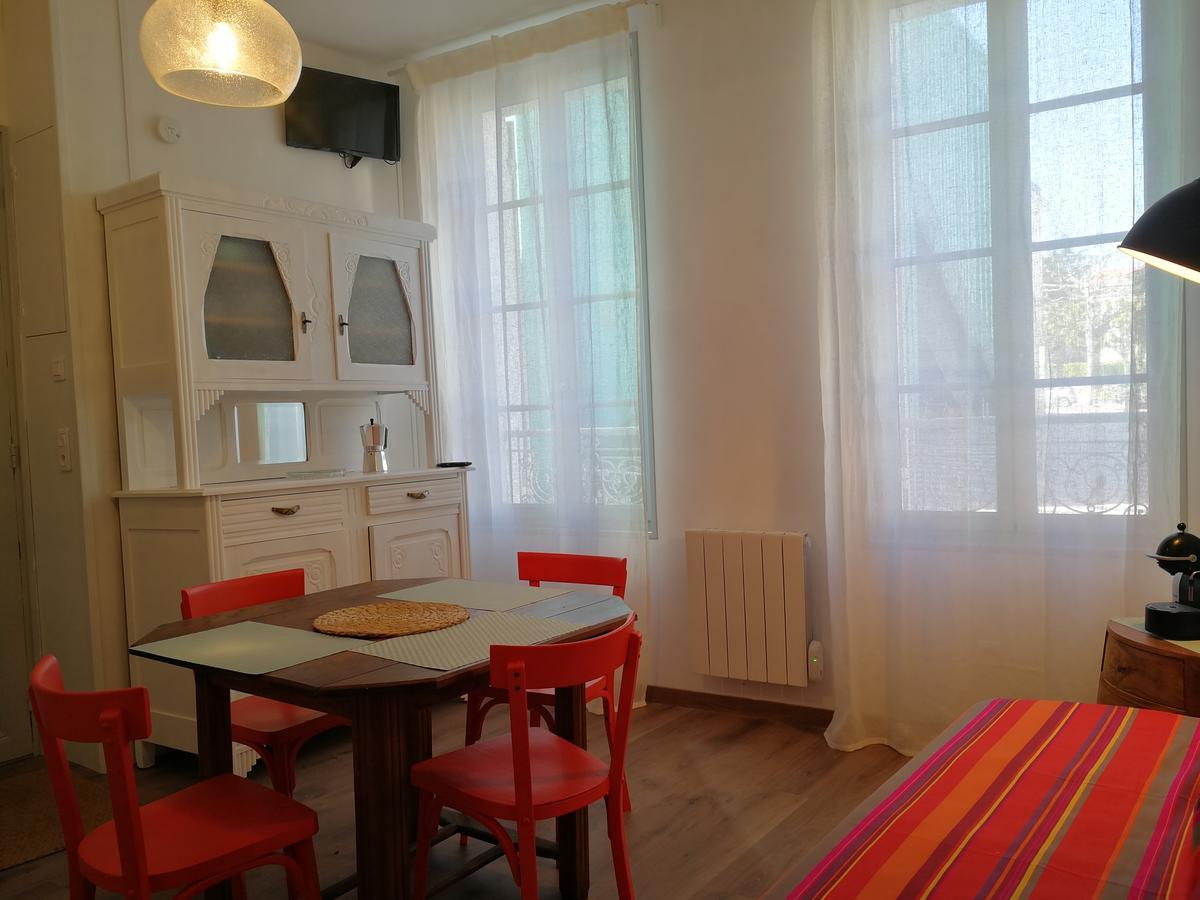 Appartement La Loge du Theatre - Saintes Extérieur photo